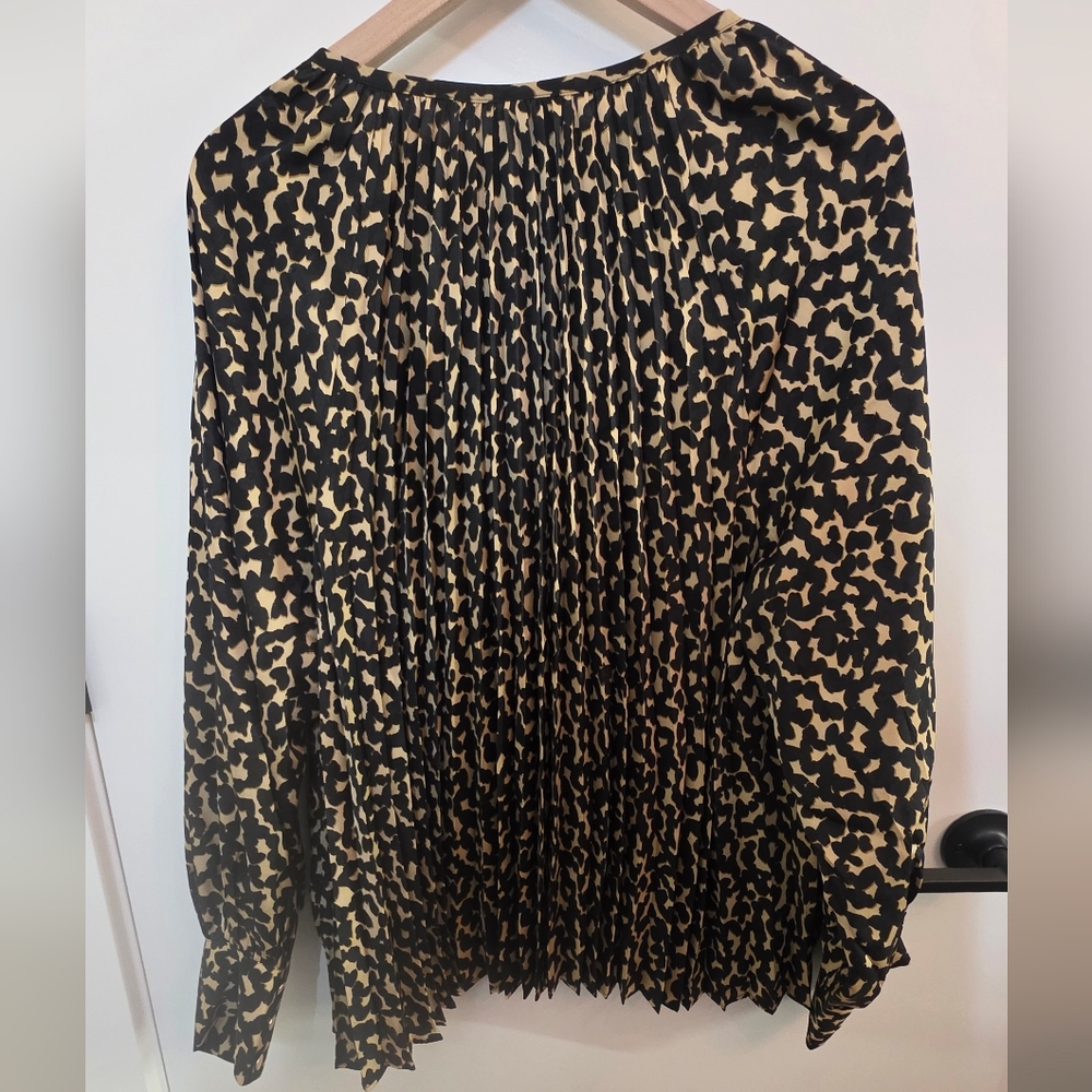 INC Leopard Pleated Print Top - Picture 2 of 8